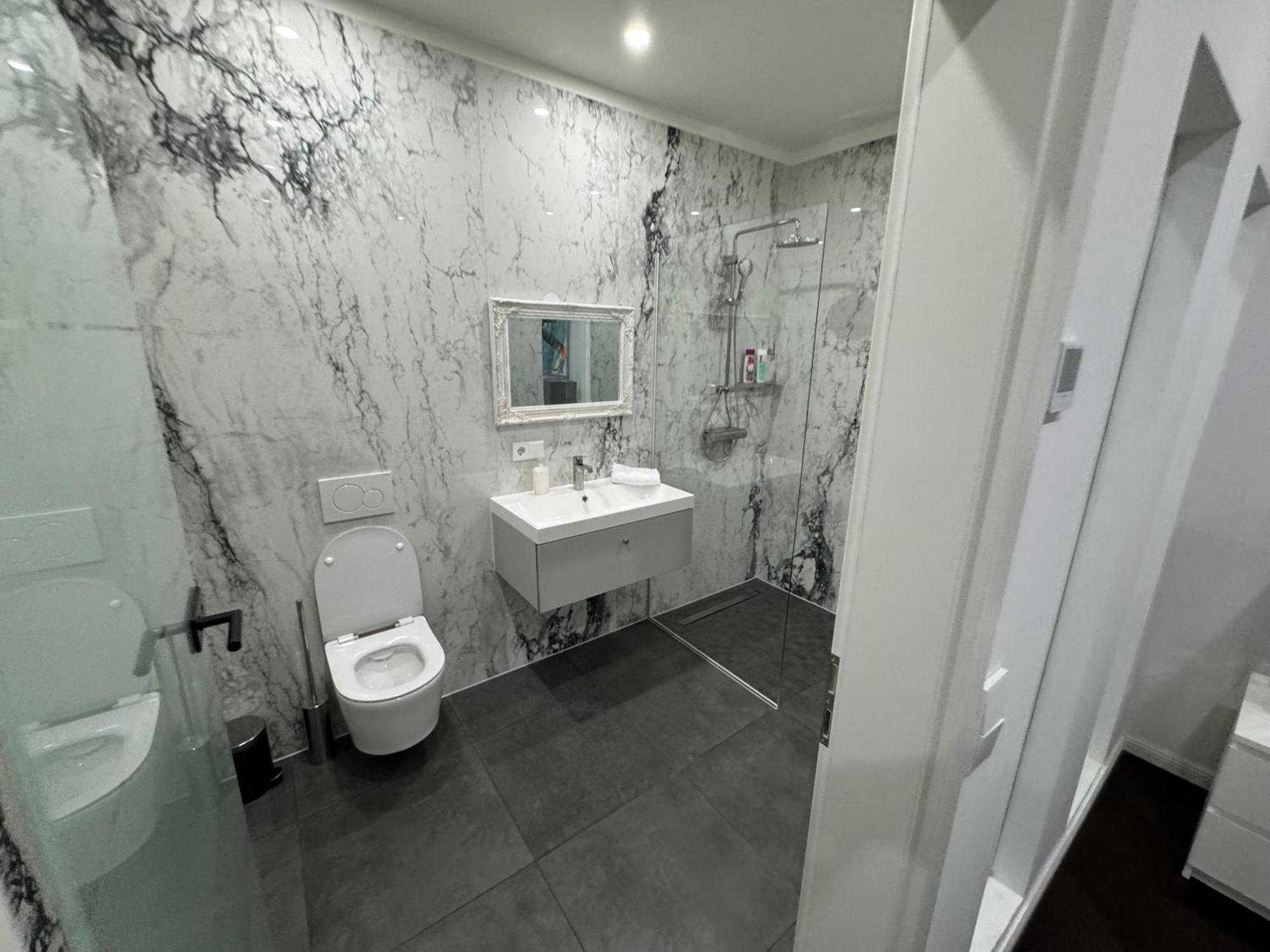 Design Apartment In The Centre Of Vienna Exterior photo